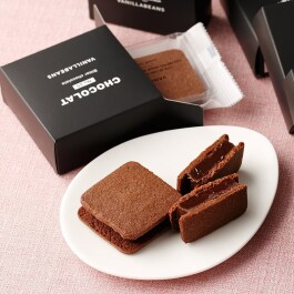 バレンタインデーはVANILLABEANSで濃厚な生チョコの贈り物を❤️❤️❤️