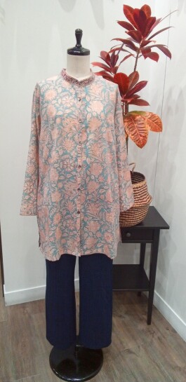 コットンロングブラウス